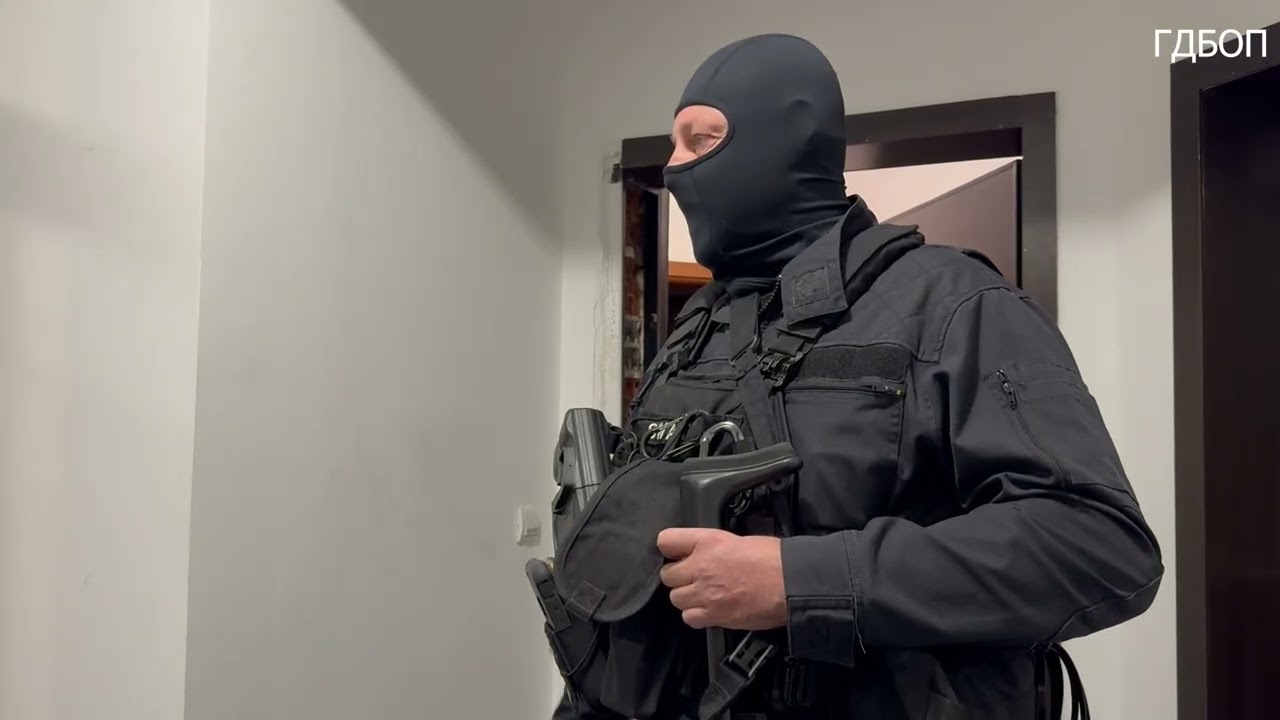 ГДБОП и ГДГП неутрализираха престъпна група за трафик на мигранти през България