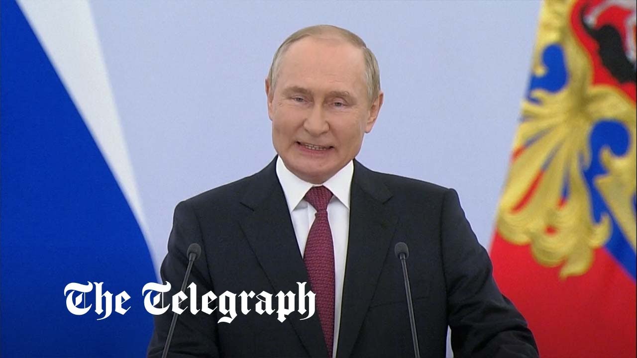 Live: Putin signs annexation of Ukraine document in Red Square celebration ceremony
