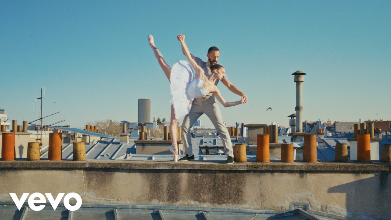 Céline Dion - Dansons (Vidéo officielle)