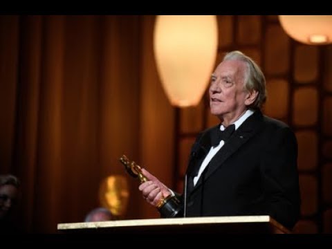 Donald Sutherland receives Honorary Award at 2017 Governors Awards