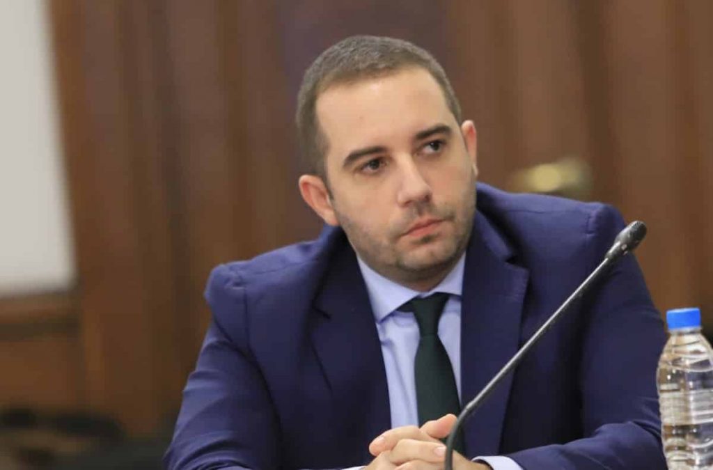 Богдан Кирилов: Малко над 800 са случаите на нежелани реакции след ваксините у нас