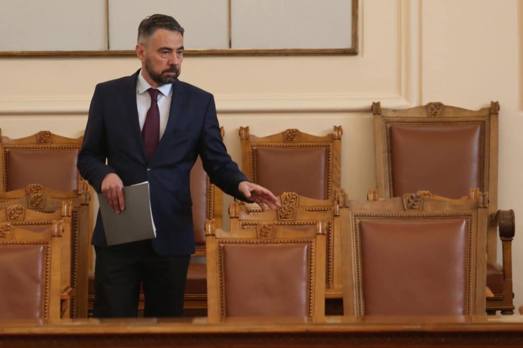 Изгубена е пътната карта за газопреносната мрежа, Живков обясни за високата цена на тока