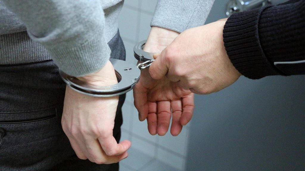 Досъдебно производство за мъж от Тетово, хванат с наркотици