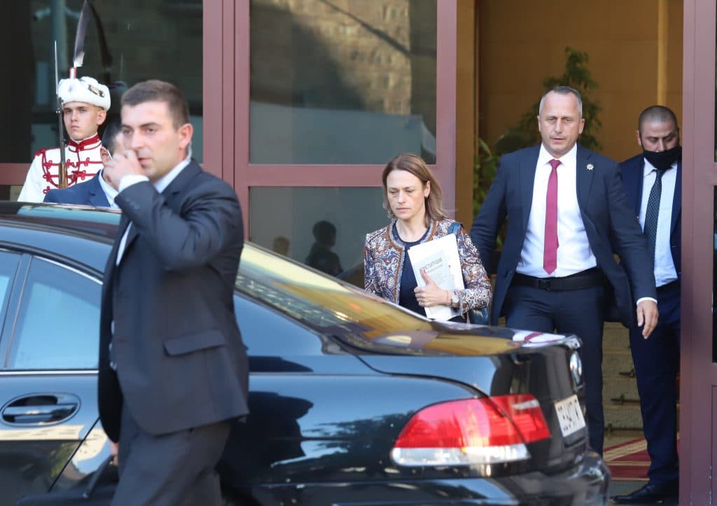 Задържаха бандита, плашил Ива Митева с убийство