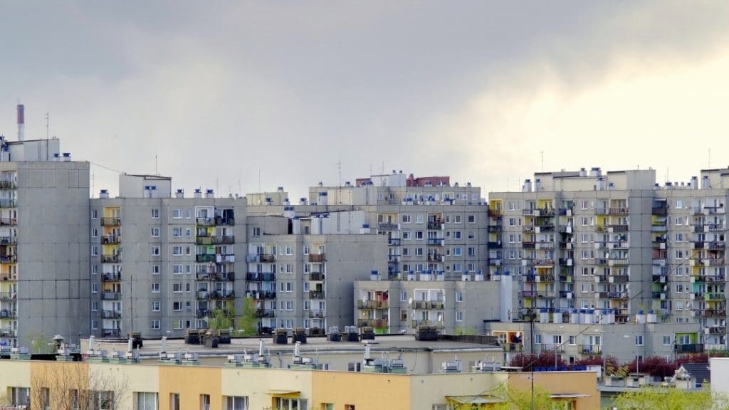 Живеещите в общински жилища в Русе вече могат да ги закупят