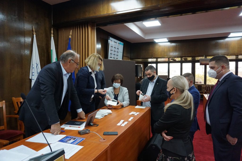 Съветниците отново се провалиха при избора на омбудсман на Русе