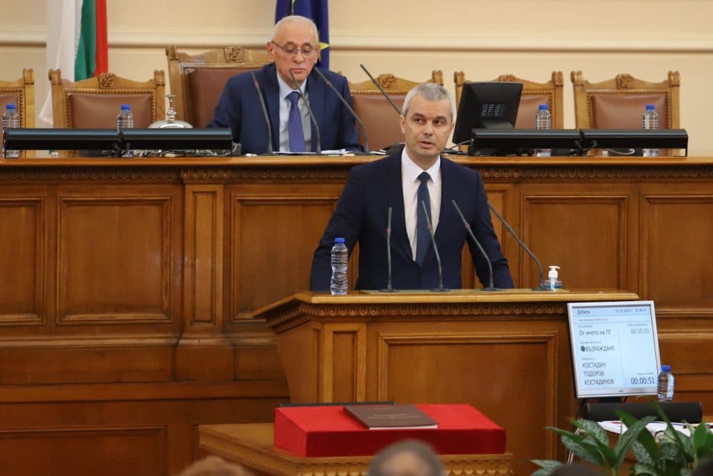 „Възраждане” ще поиска референдум за зеления сертификат