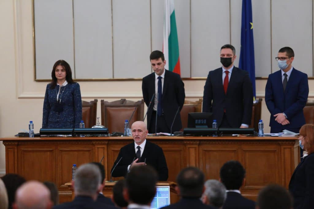 Николай Събев се закле като депутат