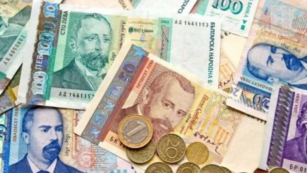 2024 година продължава да чупи рекорди по спестовност на българите