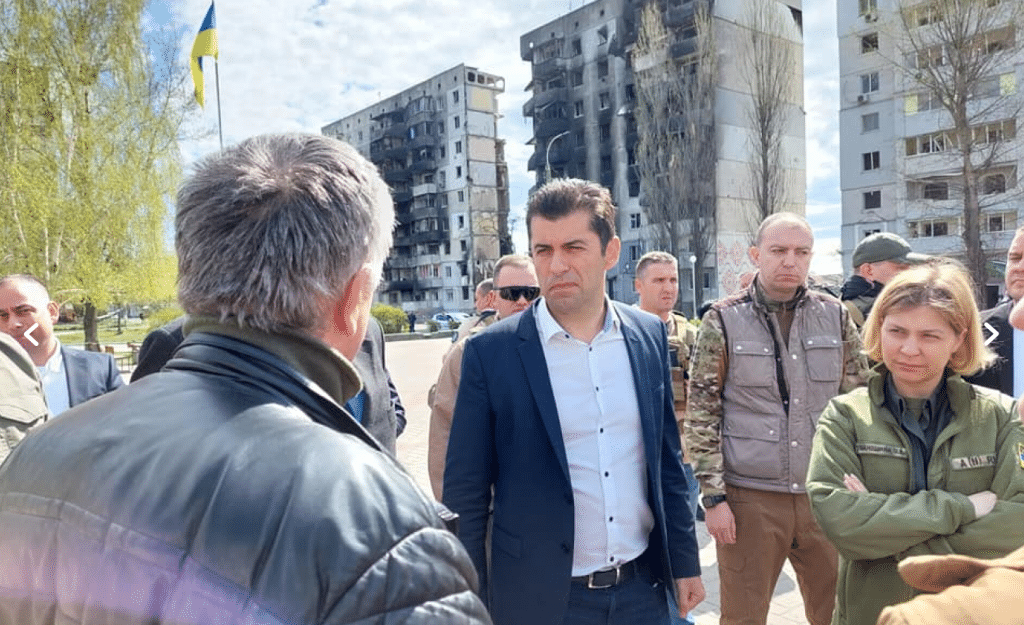 Петков от Украйна: Президентът може би не разбира ставащото тук