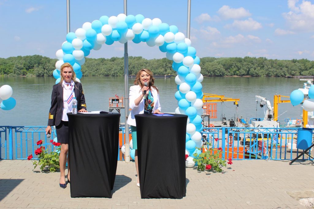 Русе и Лом се сдобиха с нови спасителни баржи