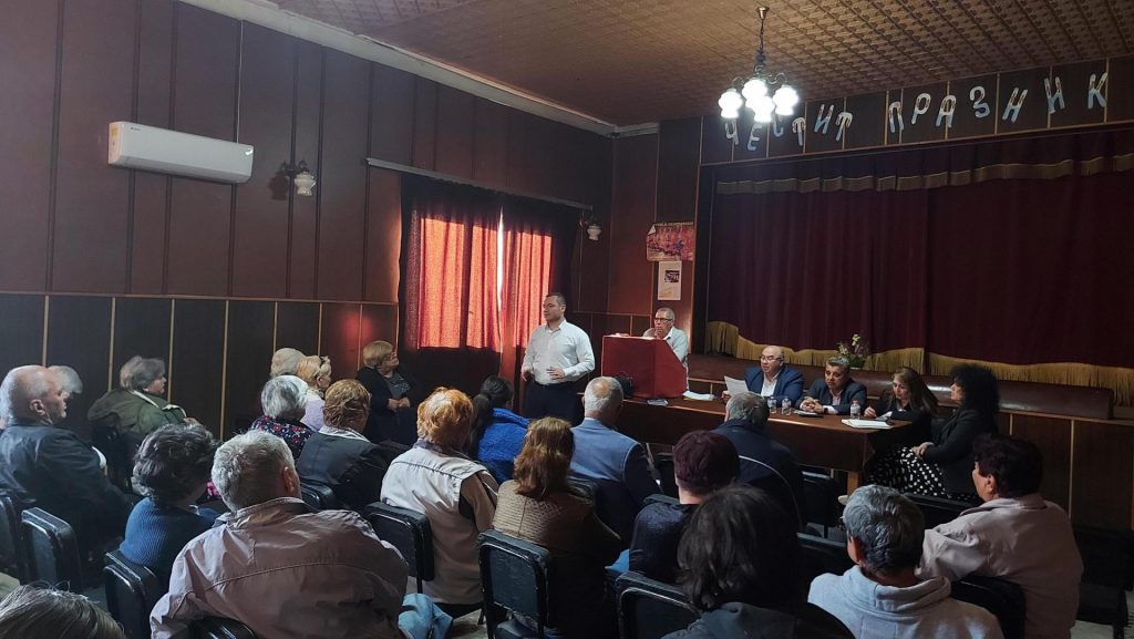 Кметът на Русе се зае лично с проблемите на Долно Абланово
