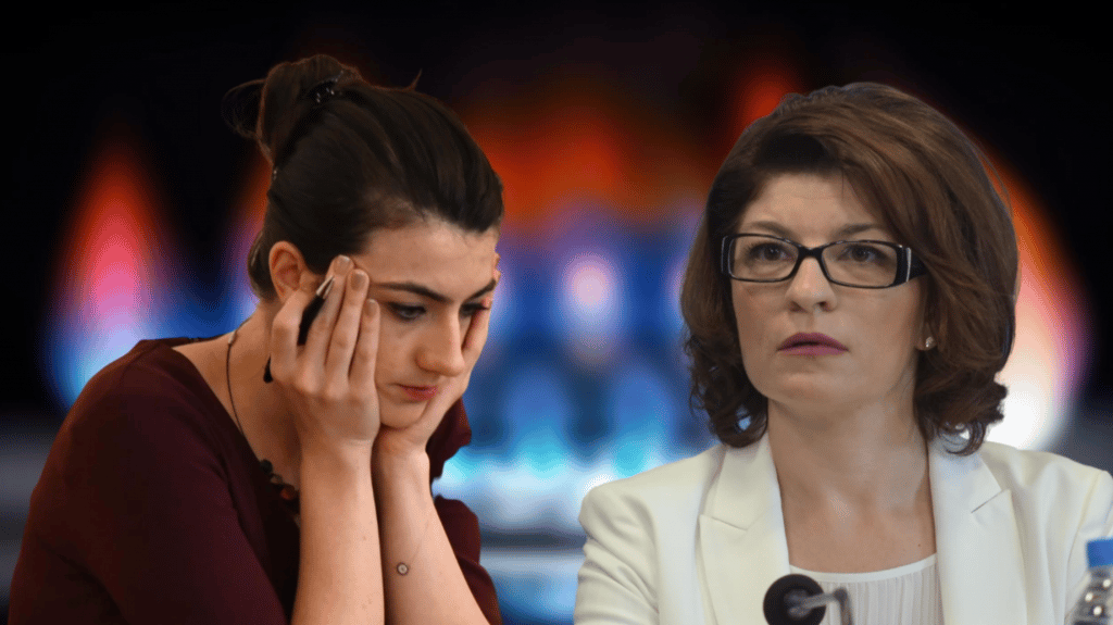 Лена Бориславова и Десислава Атанасова в газова схватка