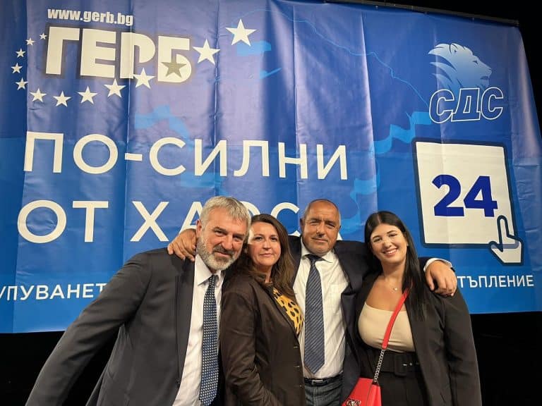 Борисов подкрепи Драгомир Драганов, чака го  в София като депутат