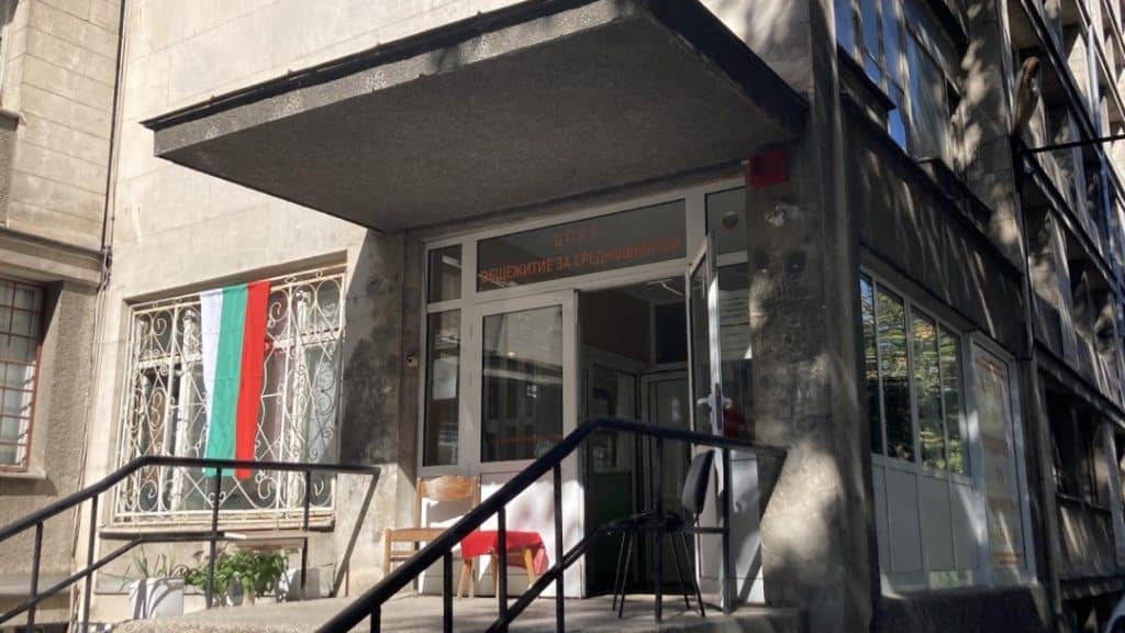 Община Русе ще възстанови щетите от пожара на Средношколското общежитие
