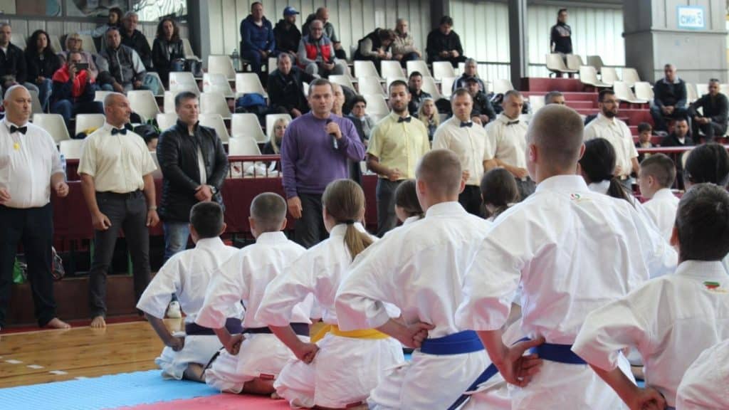 Русенският спортен клуб „Ипон“ с 37 медала от Националната купа по карате киокушин – кан