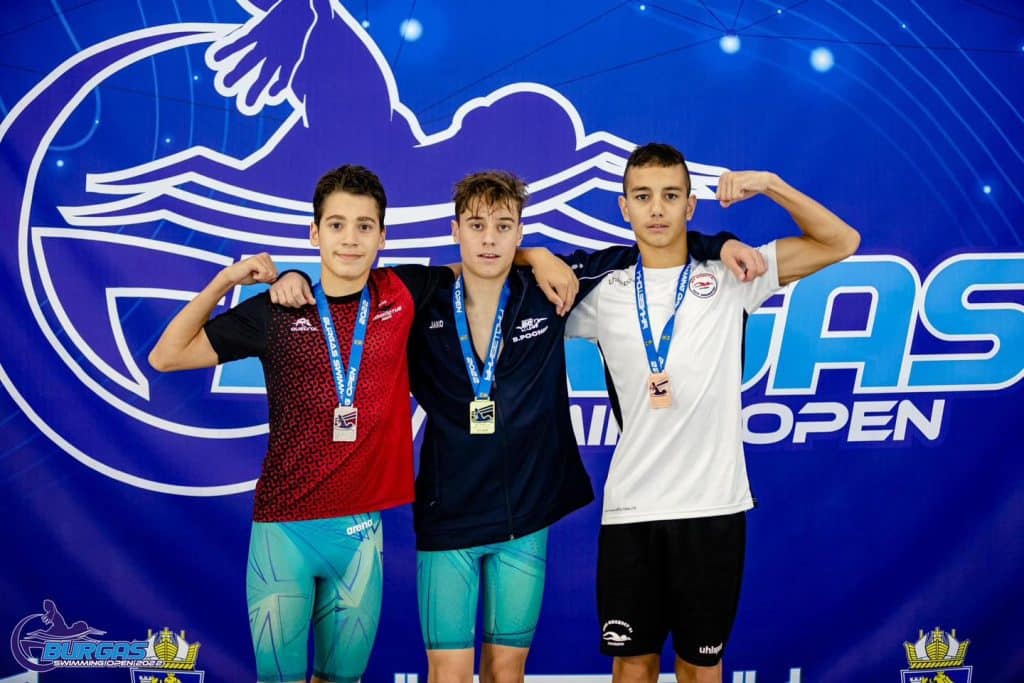 Плувците на „Локомотив“ се завърнаха в Русе с 33 медала от „Burgas Swimming Open 2022”