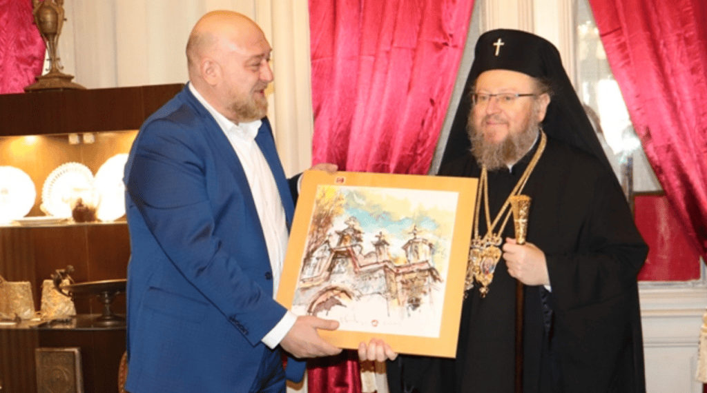 Русенският митрополит Наум празнува рожден ден