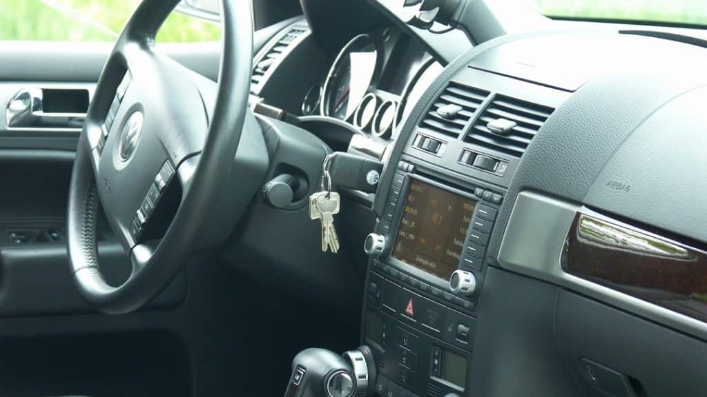 Община Русе търси доставчик на употребявани автомобили