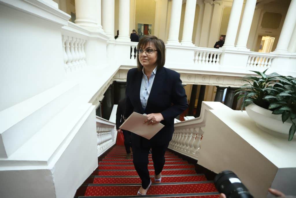 Корнелия Нинова: Тече битка за овладяване на прокуратурата