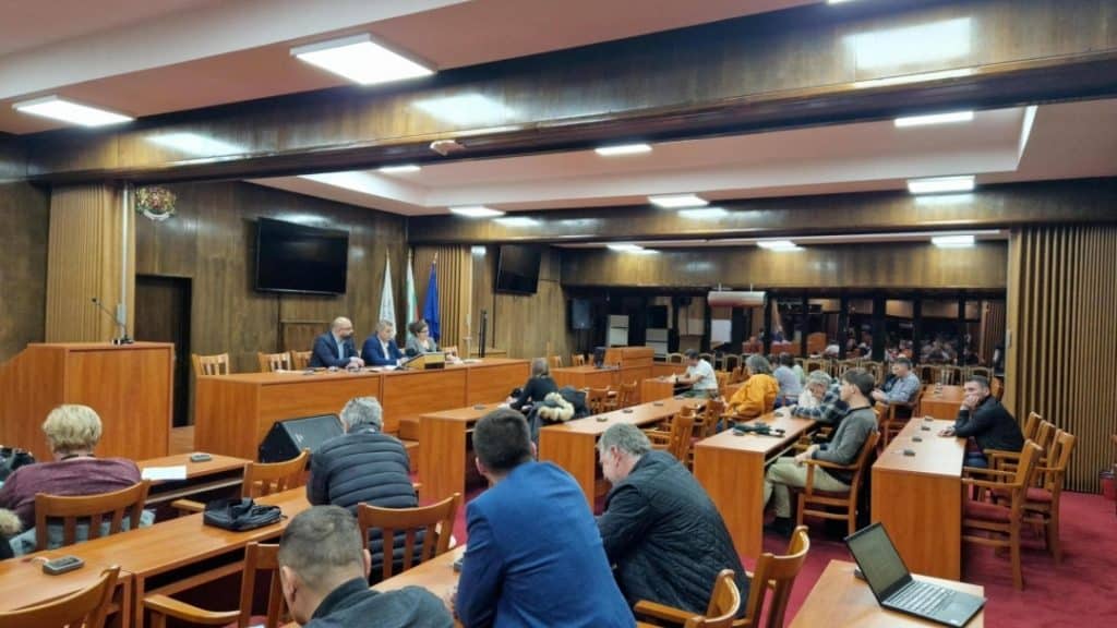 Русе ще отглежда с 10 съветници по-малко