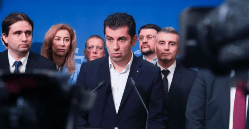 Кирил Петков и ДБ: Няма шанс „Възраждане“ да разбие парламентарната република