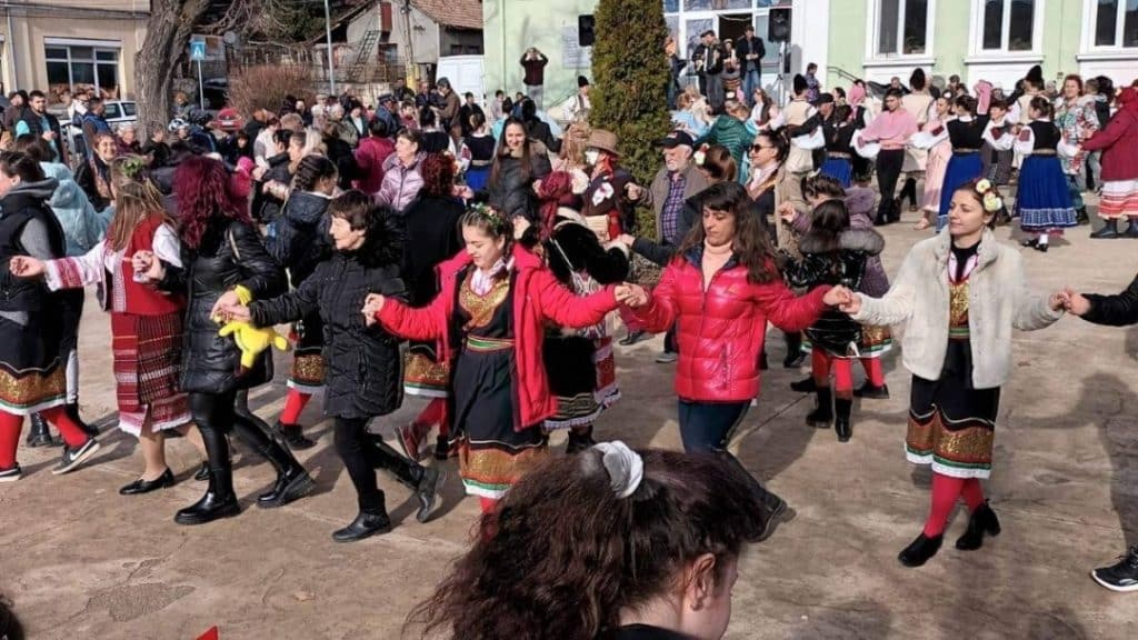 Отбелязаха Бабинден и в малките населени места в Русе