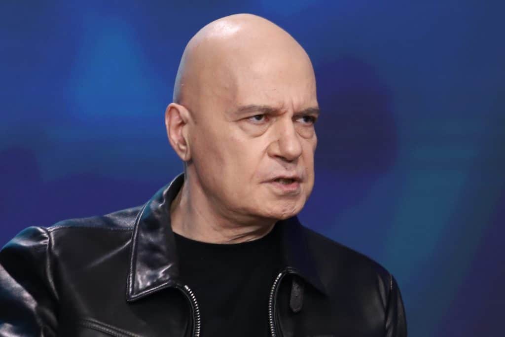 Слави Трифонов: Всички крещят на Асен Василев, че бюджетът му куца, белким ги чуе