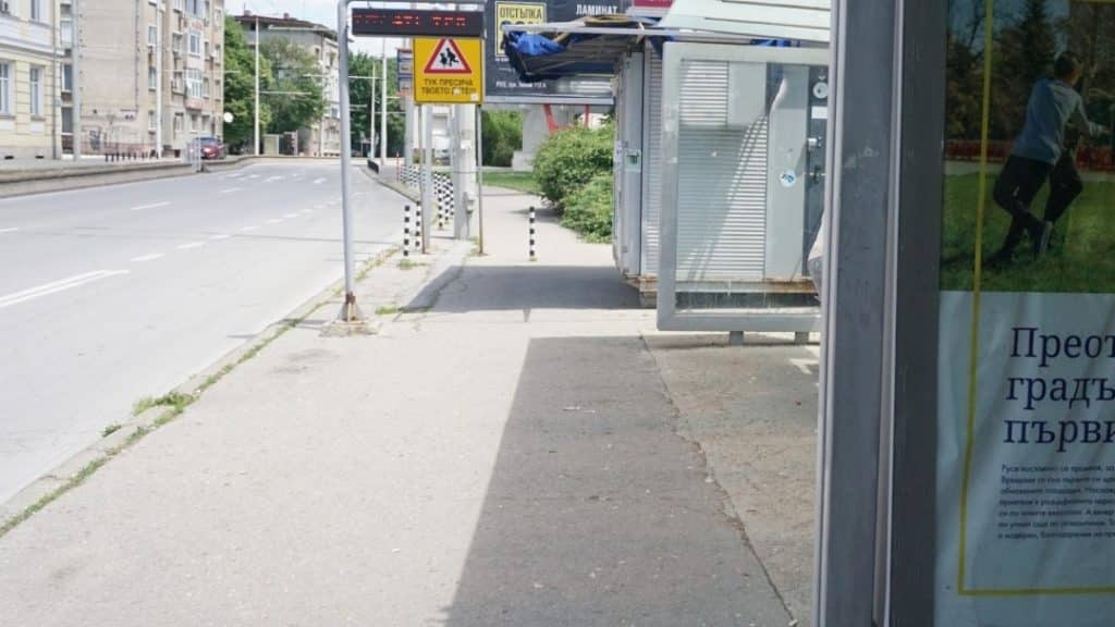 Подготвя се търг за отдаване под наем на 27 павилиона до спирки в Русе
