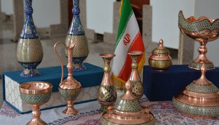 Изложба представя традиционно иранско изкуство в Русе