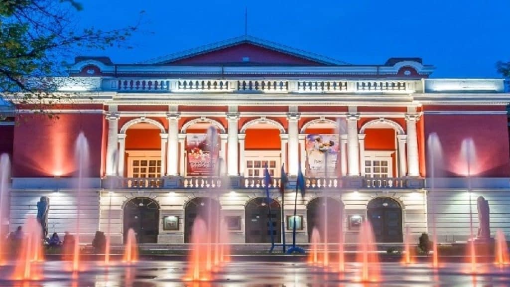 Община Русе организира за поредна година летния фестивал „Сцена под звездите“