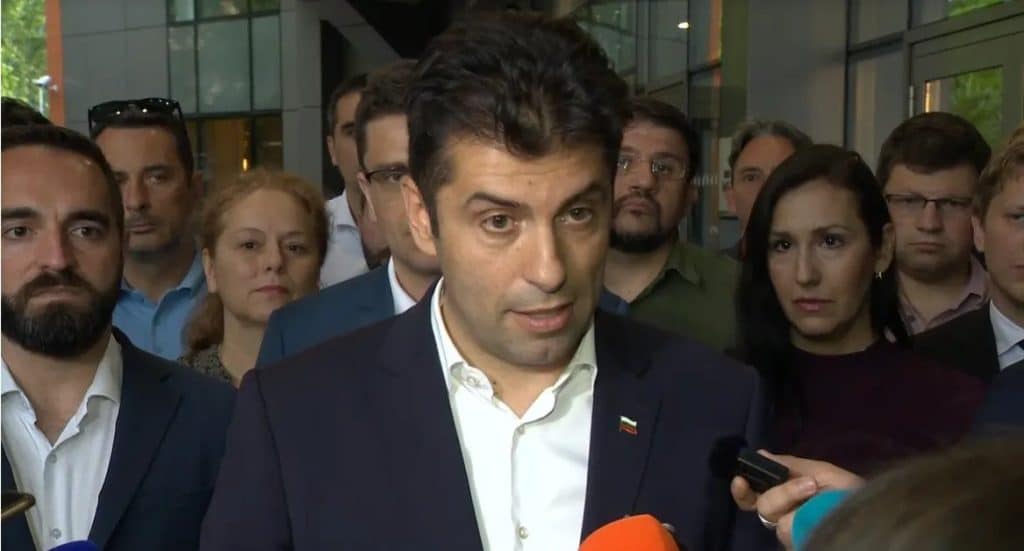 Петков: Няма как да продължи този парламент, ако ГЕРБ продължава с плаващите мнозинства