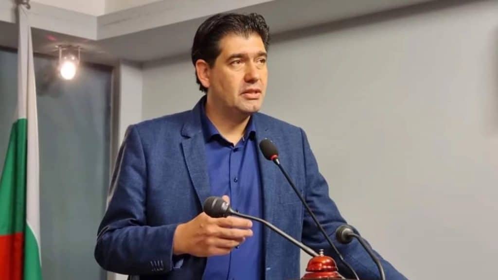 Иван Таков: Няма да допуснем демонтаж на Паметника на Съветската армия