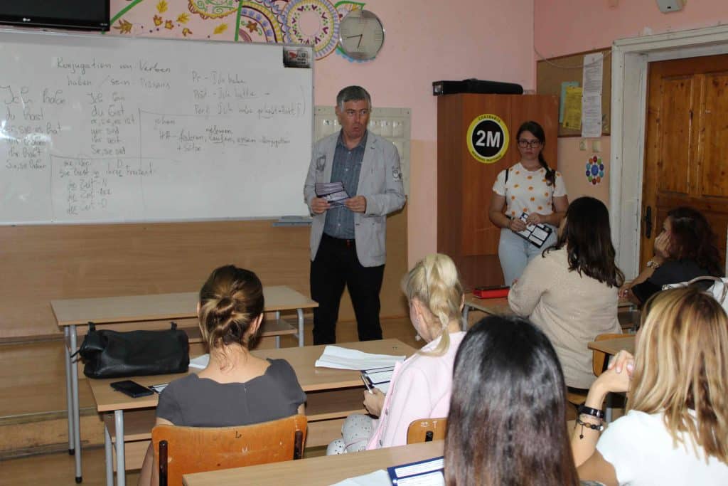 Данаил Ковачев разговаря с родители за опасността от употребата на наркотици сред подрастващите