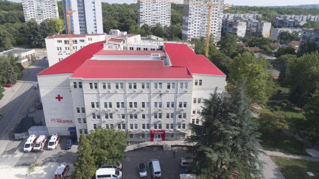 Поразеното от мълния момче е изписано от  УМБАЛ „МЕДИКА РУСЕ“