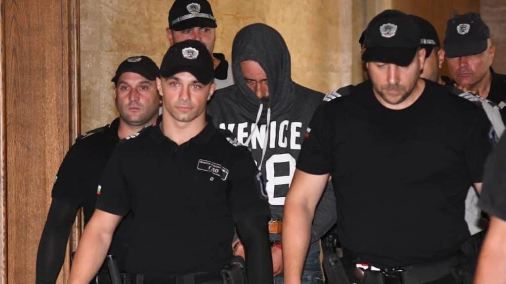 Петър Тодоров, убил 15-годишният Филип на пешеходна пътека в София, остава в ареста