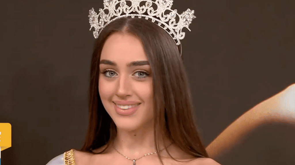 След като спечели „Мис Варна”, Елизабет Кравец стана и „Мис България”
