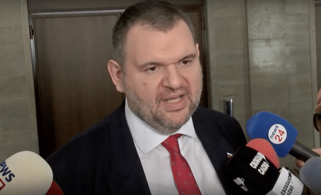 Пеевски: Заявяваме своята пълна подкрепа за „Пирогов“!