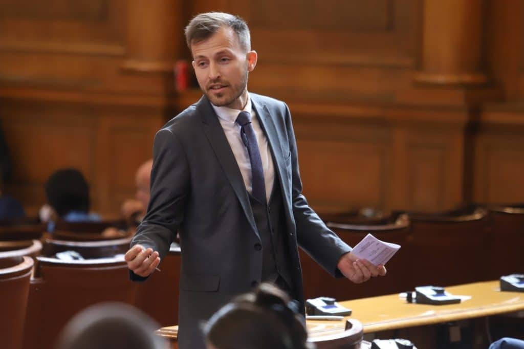 Искрен Митов: Радостин Василев посегна, но не успя да ме удари