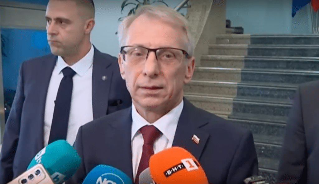 Денков: Има административни нарушения, но не са достатъчни за отмяна на машинния вот