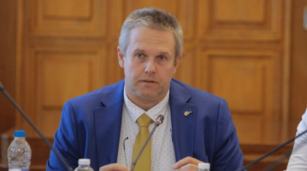 Назначиха охрана на Йоловски заради заплахи