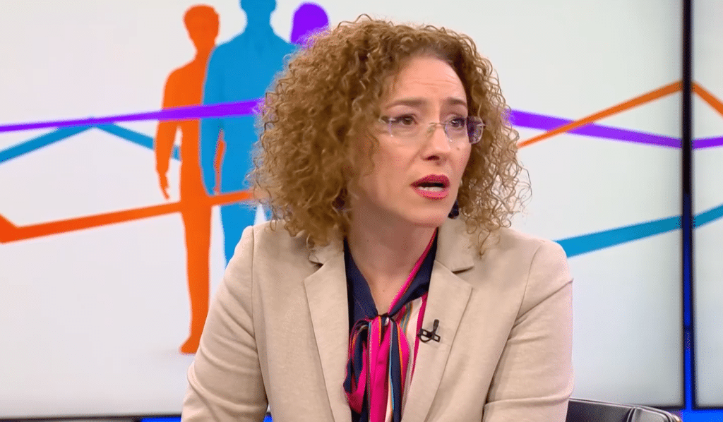 Шалапатова: Важно е да има по-високa покупателна способност за пенсионерите, отколкото коледни добавки