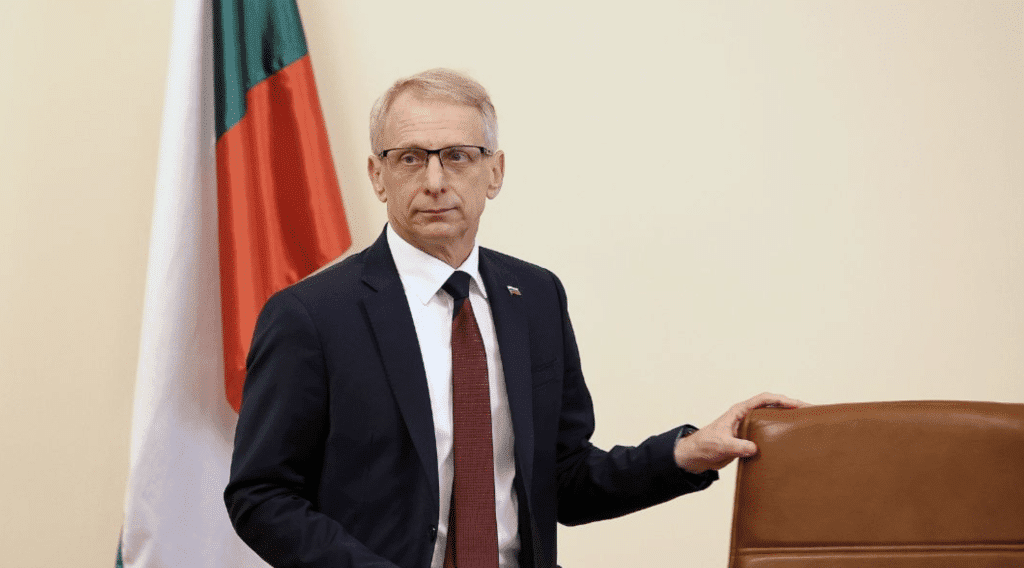 Николай Денков: Българският футбол върви надолу, БФС носи отговороност за това