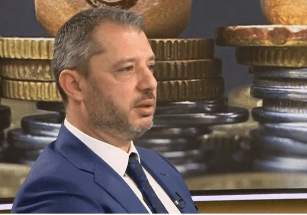 Делян Добрев: Не се очакват сътресения на пазара на горива у нас заради санкциите срещу „Лукойл“