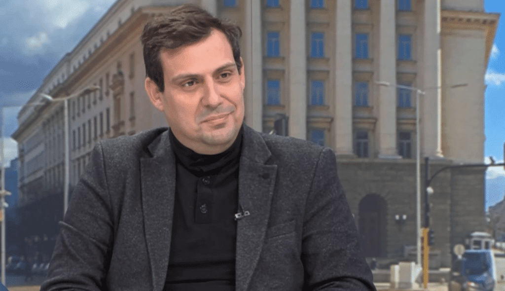 Светослав Бенчев: Може дори да не усетим по джоба си преминаването към друг тип петрол