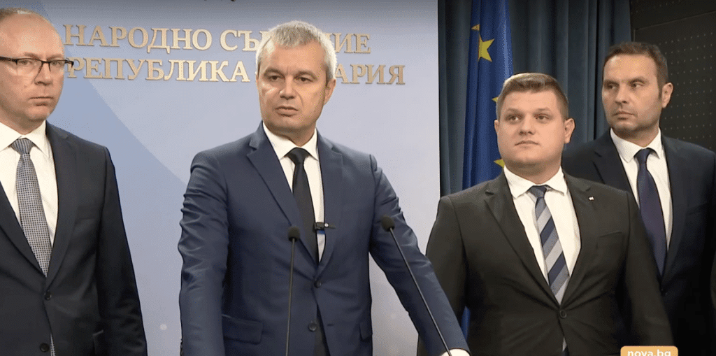 Костадинов: Петков смята, че „Възраждане“ е заплаха за влизането на България в Шенген