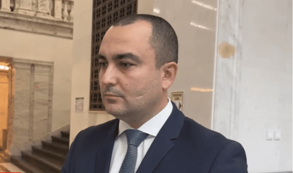 Александър Иванов: До последно ще решим дали ще влезем в пленарна зала и дали ще подкрепим вота на недоверие