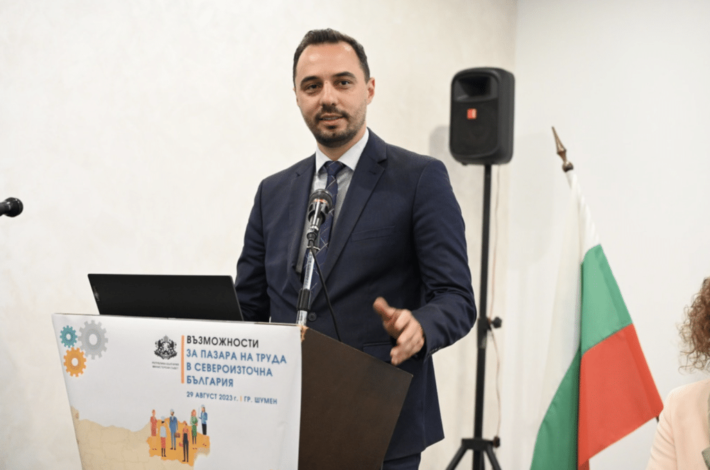 Икономическите министри на България и на Румъния ще открият днес в Русе конференция с представители на бизнеса от двете страни