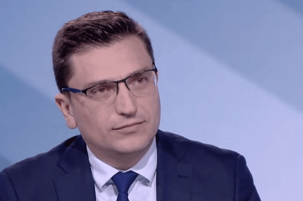 Венко Сабрутев: Обвиненията за „Лукойл“ към нас показват шизофренията на нефелни политици