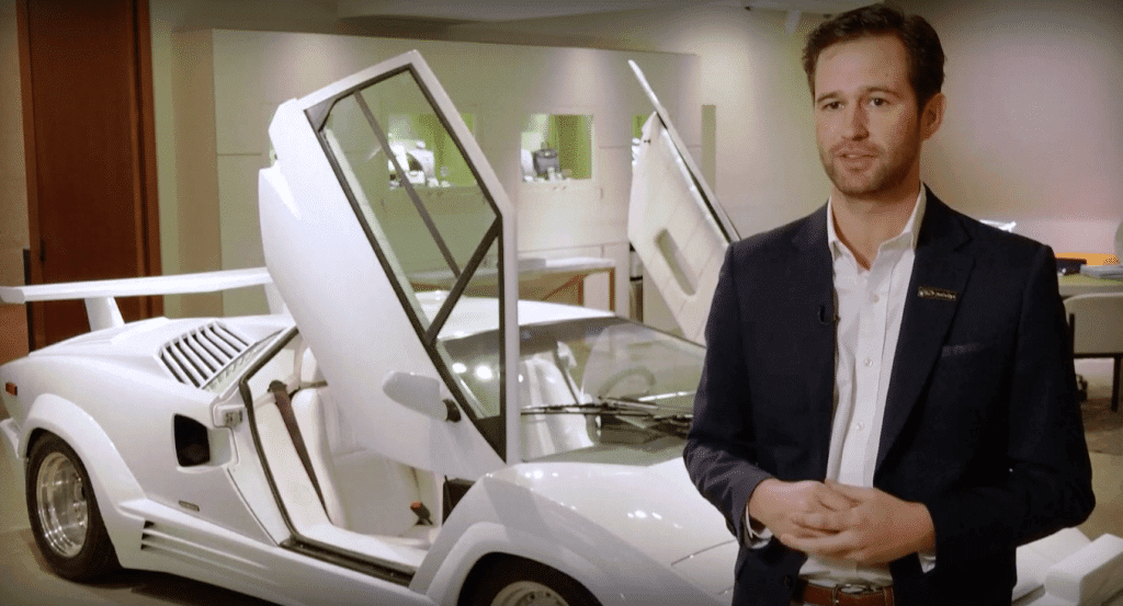 Продават на търг култовото Lamborghini от филма „Вълкът от Уолстрийт“